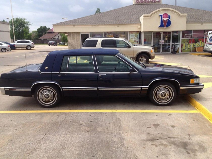 Cadillac Fleetwood 1992