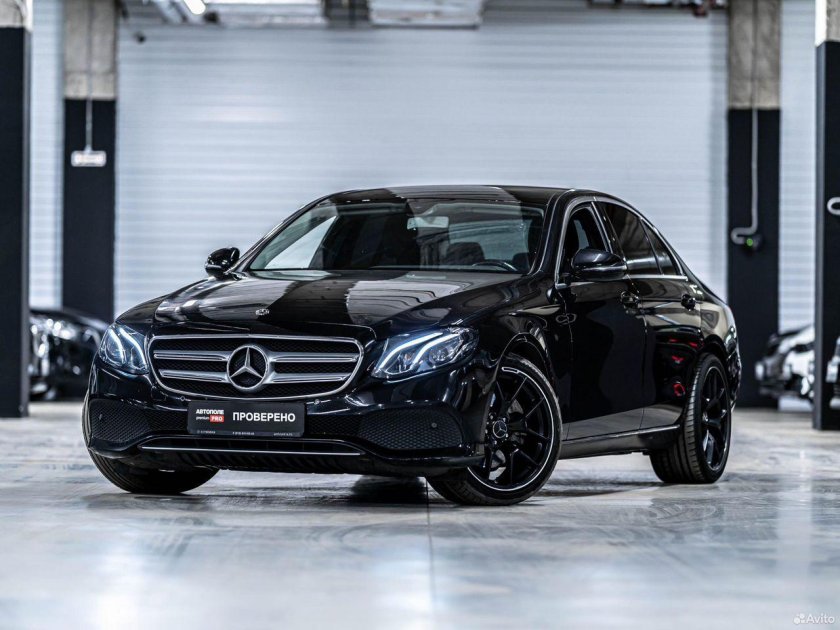 Мерседес е класс 2022