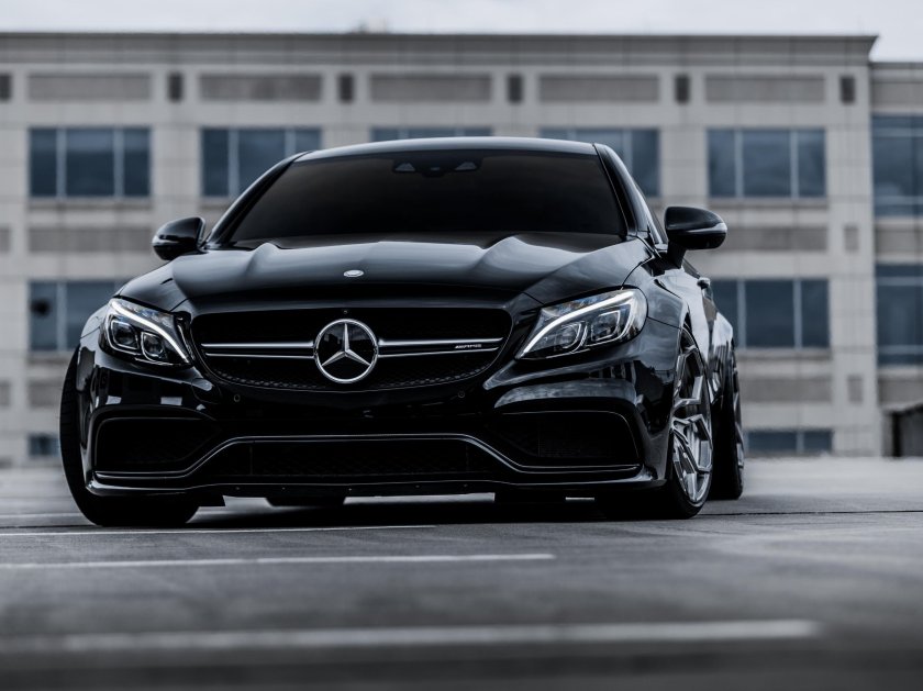 Мерседес c63 АМГ черный