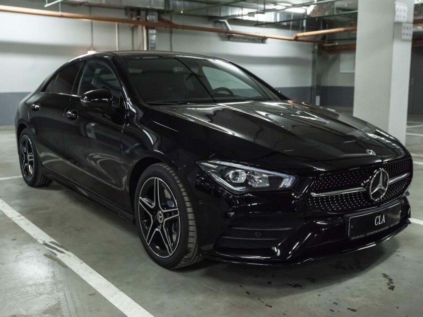 Мерседес CLA 200 черный