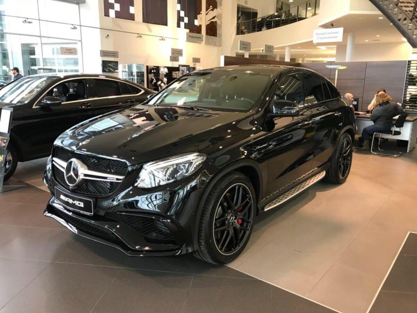 Мерседес GLE Coupe 2020 AMG черный