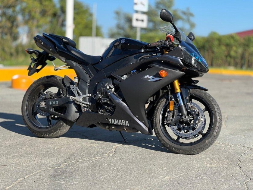 Yamaha r1 2008