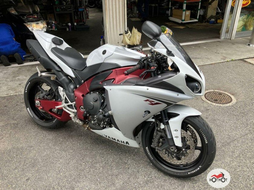 Yamaha yzf r 1 2009