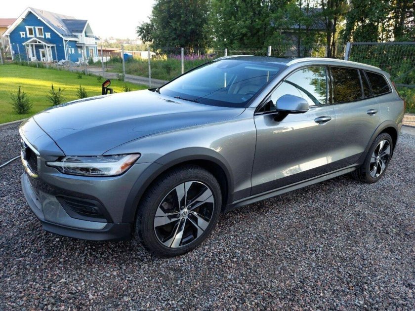 Volvo v60 Cross Country 2020