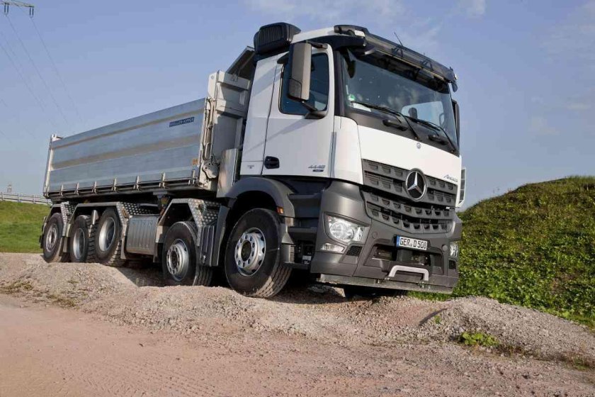 Mercedes-Benz Arocs самосвал