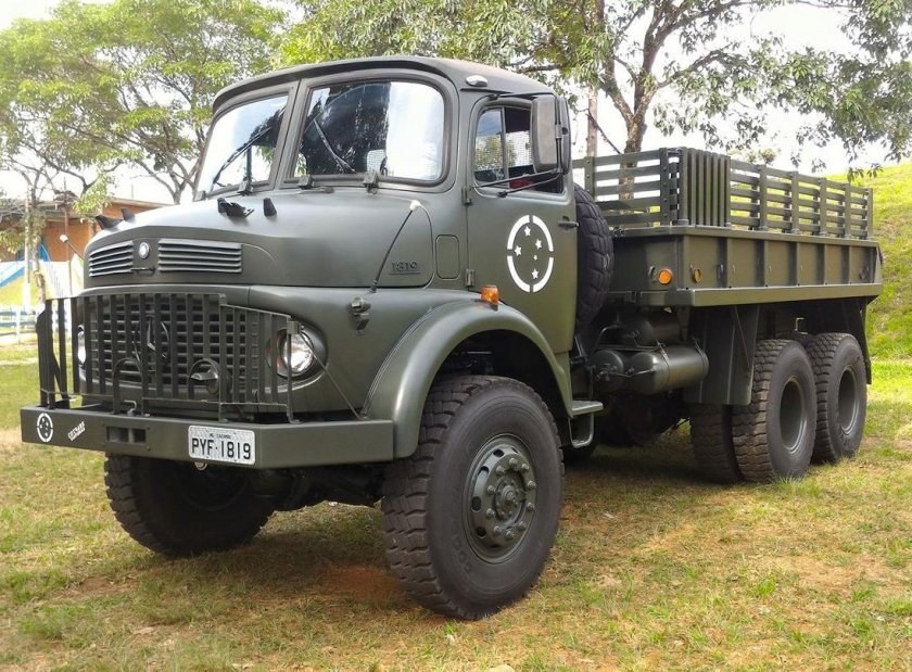 Mercedes Benz lg1519 6x6