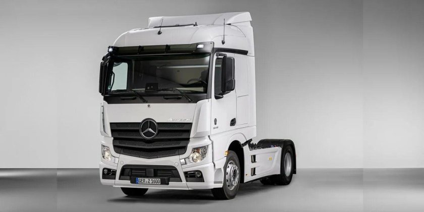 Мерседес Вендз Актросс 2021