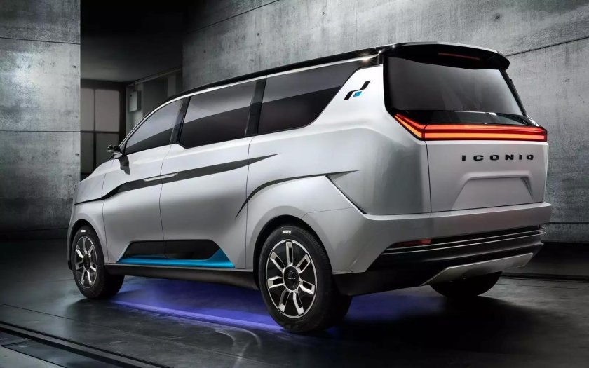 Китайский электро минивэн