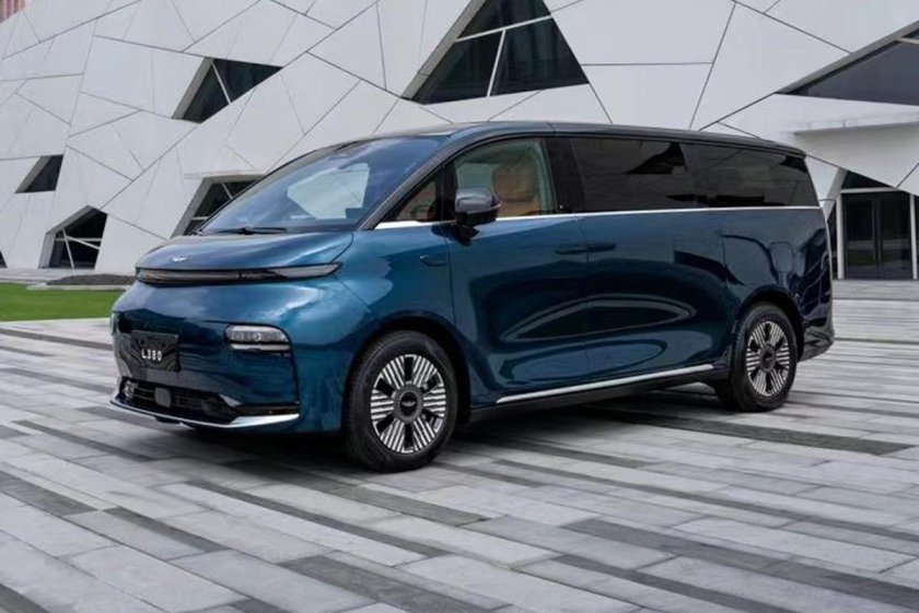 Geely минивэн 2024