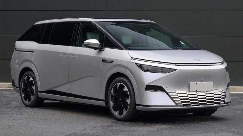 Xpeng x9 MPV