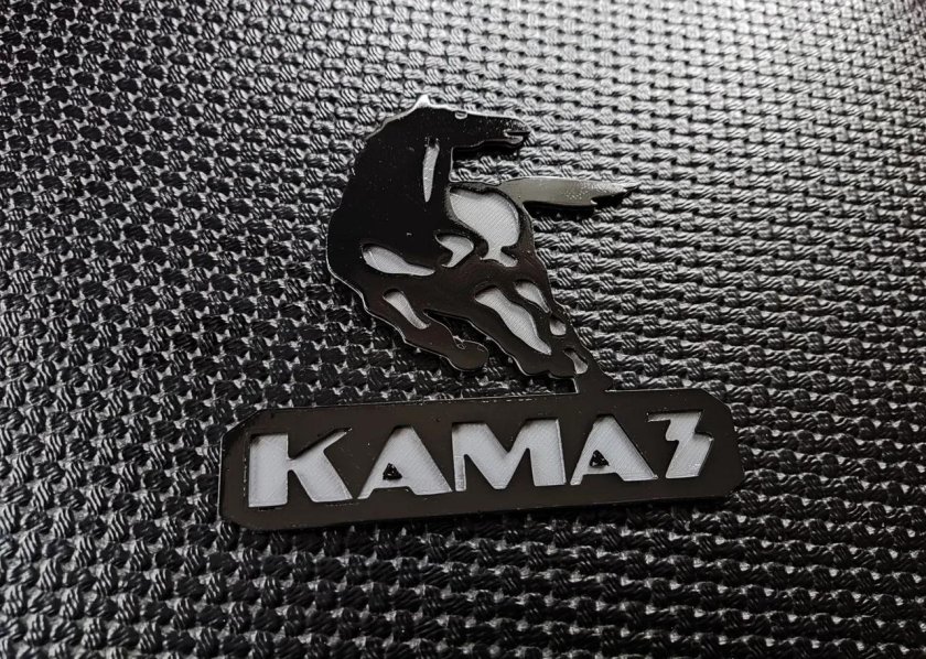 Значок КАМАЗА на руле