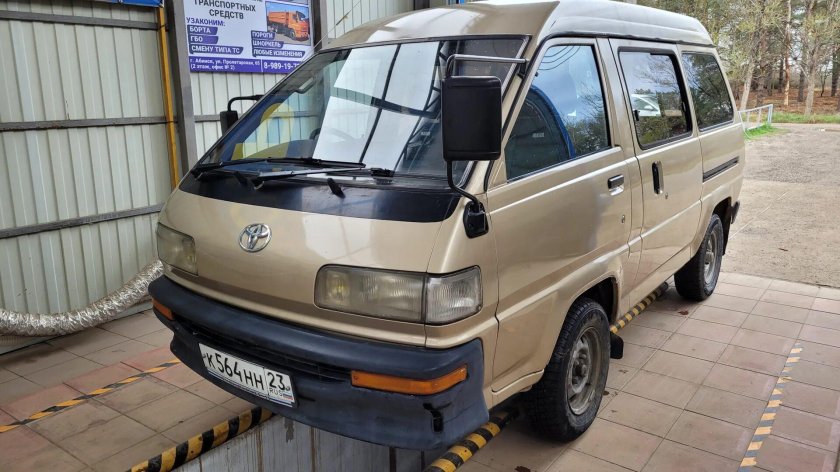 Toyota Lite Ace 1990