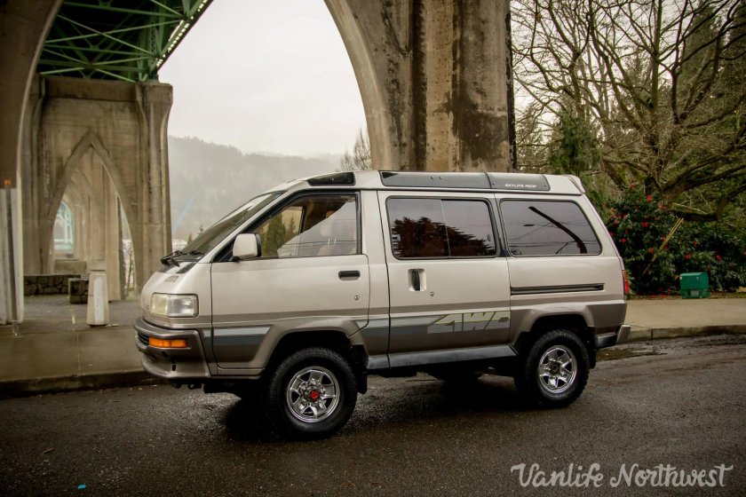 Toyota Lite Ace 4wd