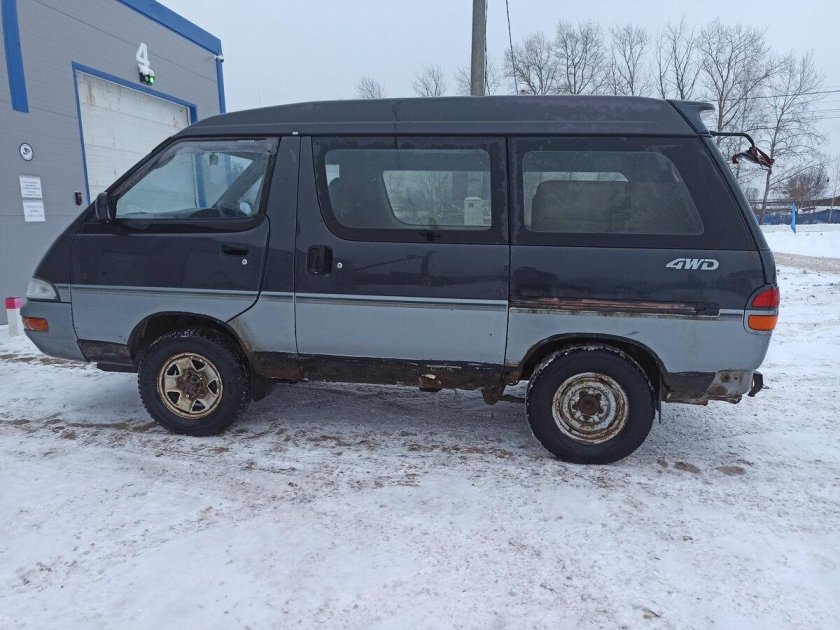 Тойота лит айс 1992