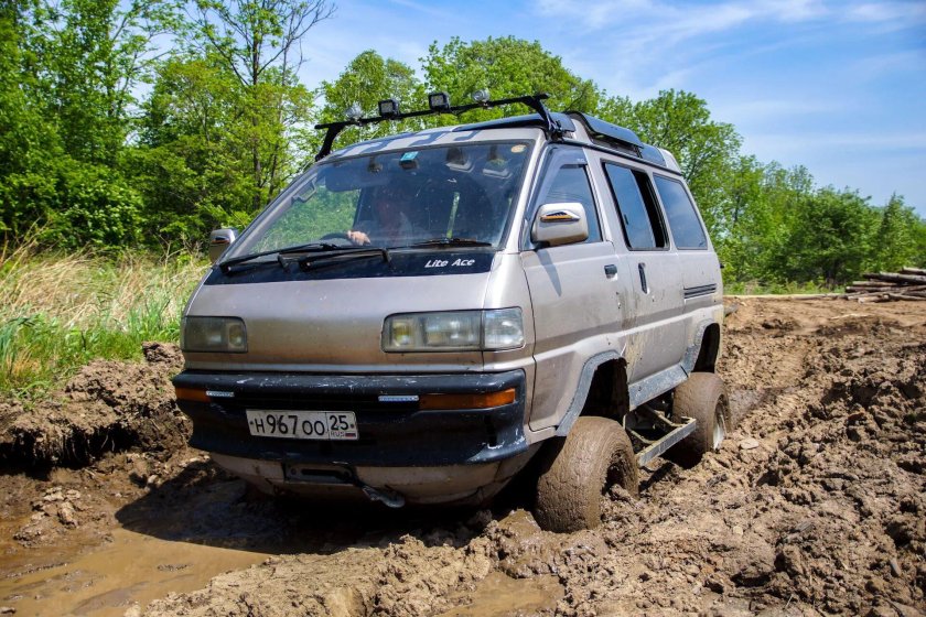 Toyota Lite Ace cm40