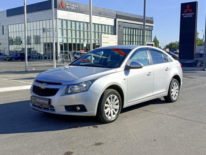 Шевроле круз 2011 года