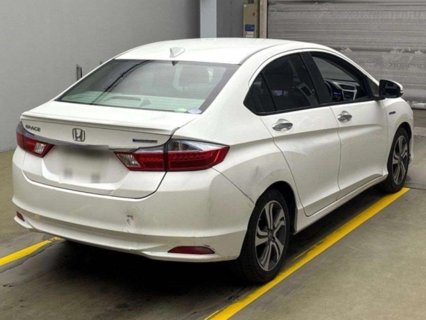 Хонда грейс 2015
