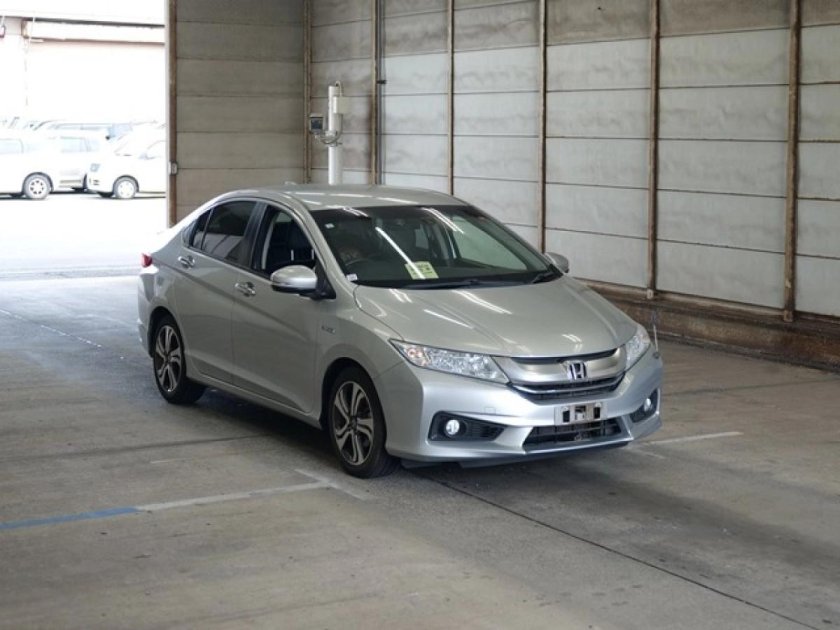 Автомобиль honda