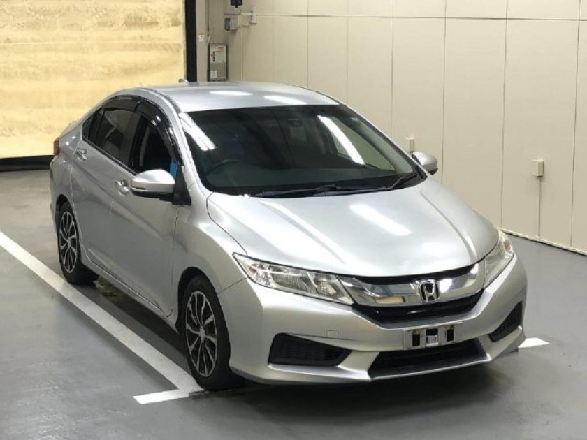 Хонда грейс 2016