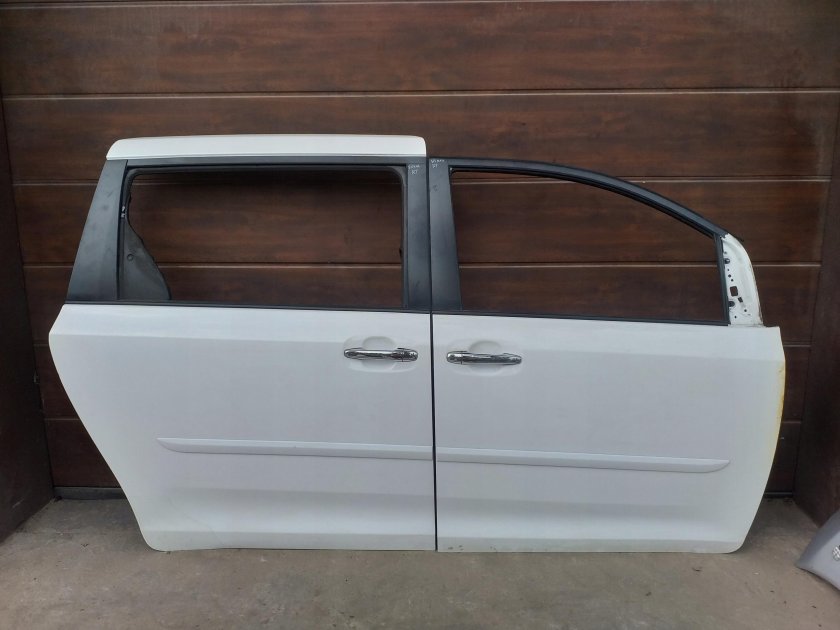 Аксессуары для Тойота Sienna