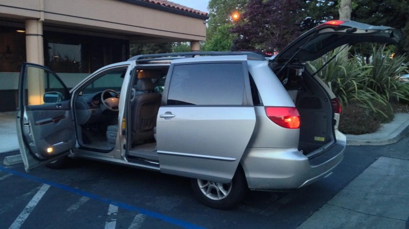 Toyota Sienna 2