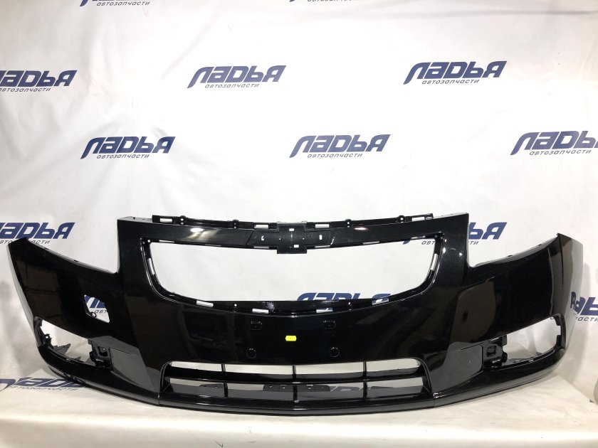 Передний бампер Шевроле Круз 2012