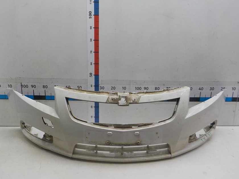 Передний бампер Шевроле Круз 2011