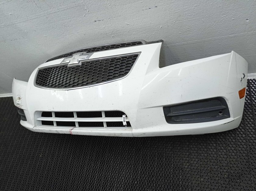 Бампер на Шевроле Круз 2012