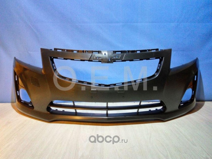 Бампер передний Шевроле Круз 2013