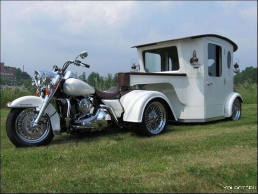 Трайк с крышей Харлей