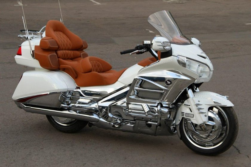 Чоппер Хонда Голд Винг