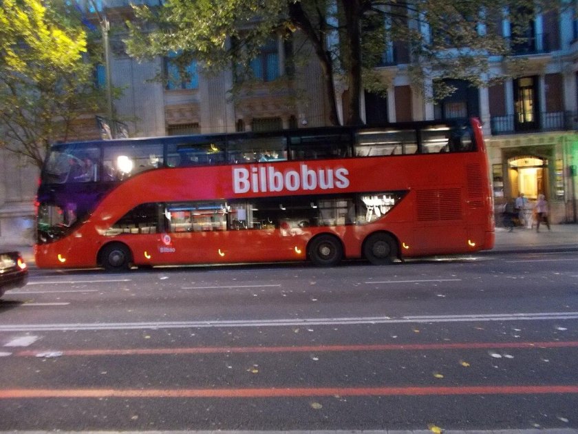 Двухэтажный автобус в Санкт-Петербурге