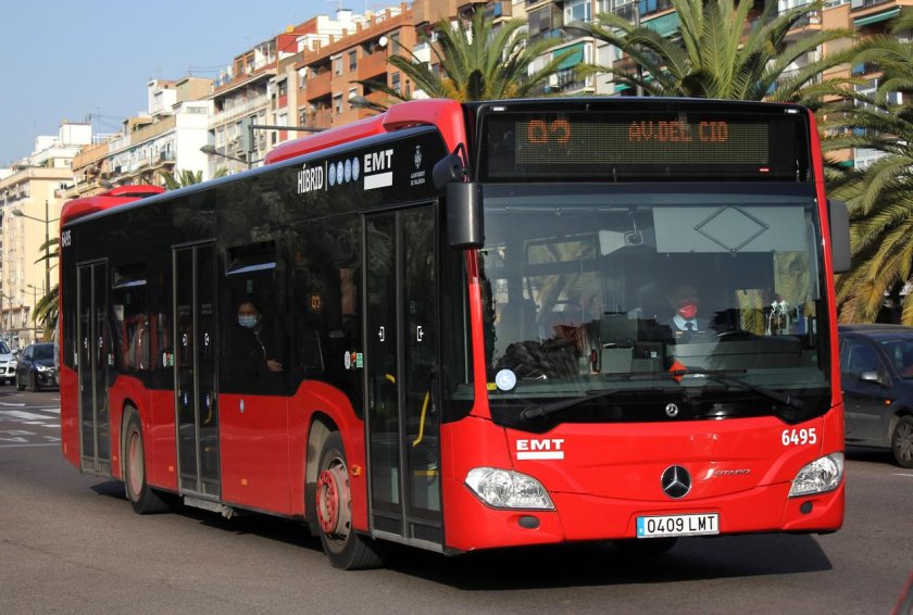 Mercedes benz автобус