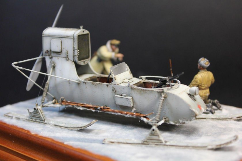 Снег на диораме