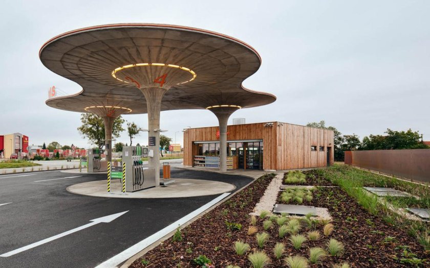 Необычные АЗС