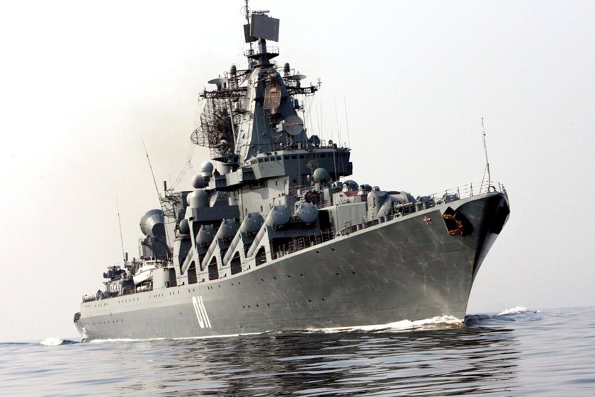 Флагман ТОФ ракетный крейсер Варяг