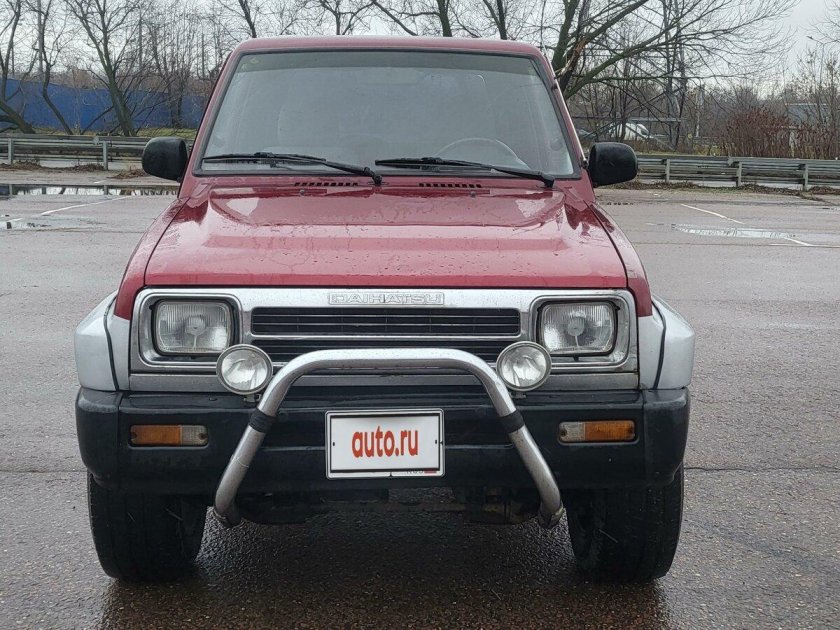 Daihatsu rocky 1990