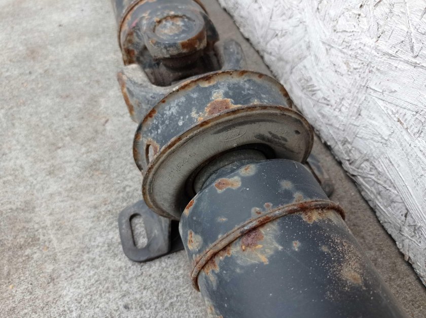 Карданный вал бмв е39