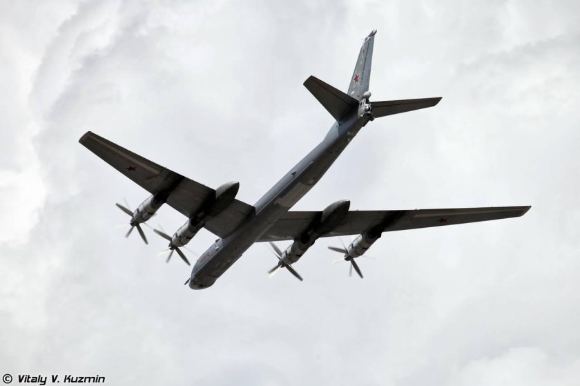 Ту-95 звезда 1/144