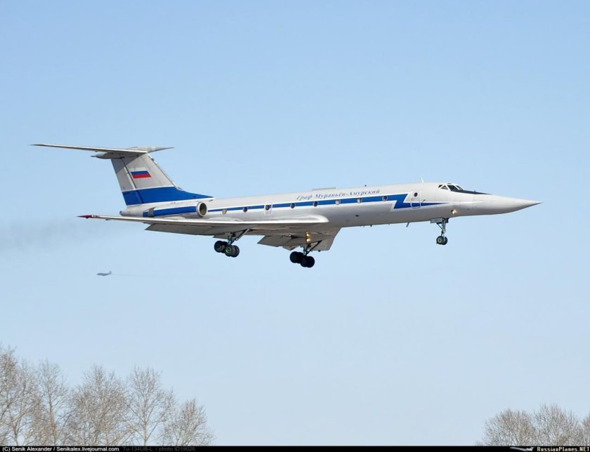 Як 40 Амурские авиалинии