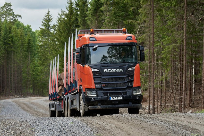 Сортиментовоз Scania 6x6