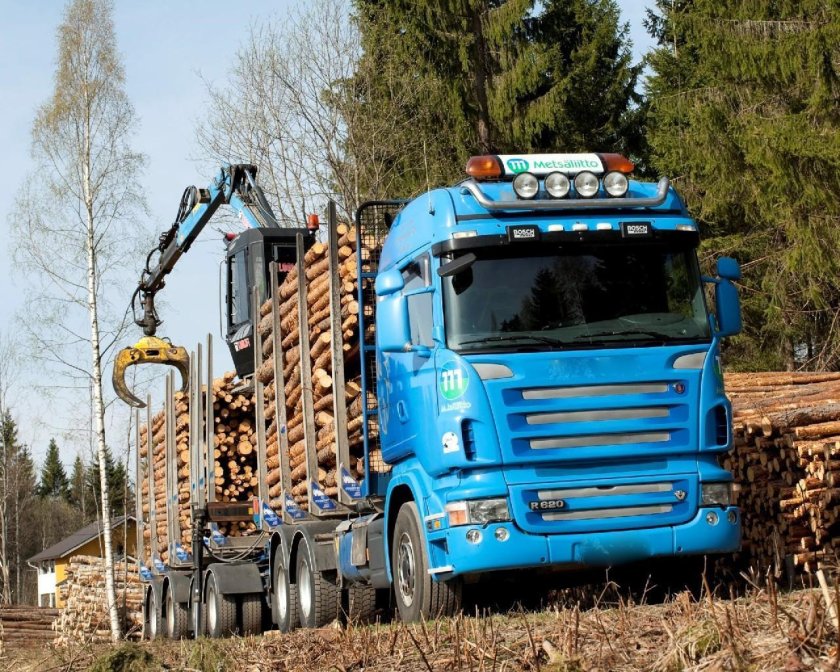 Грузовик Скания лесовоз