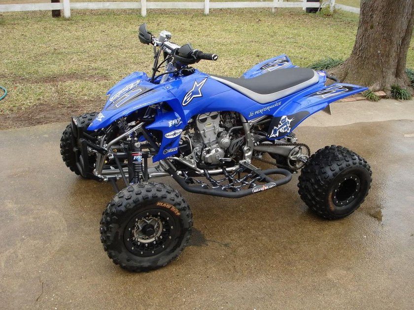 Квадроцикл Yamaha yfz450r