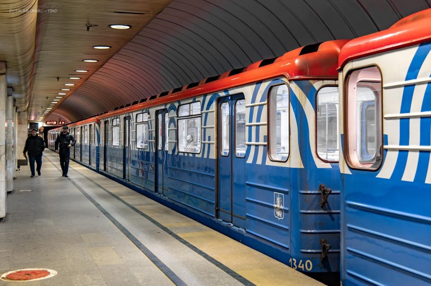 Москва вагон метро