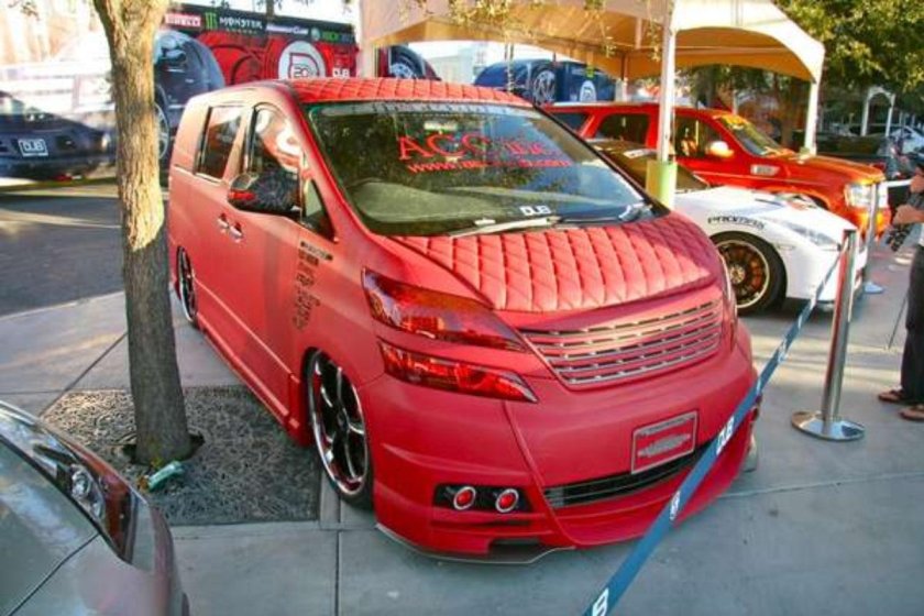 Toyota Alphard Tuning