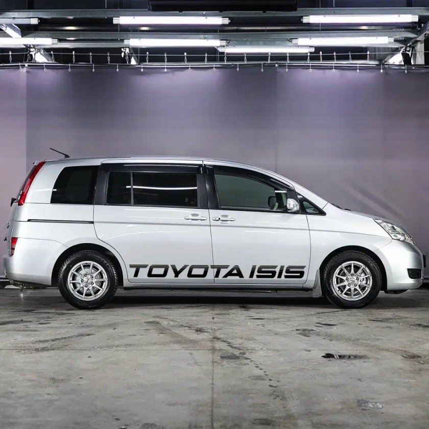 Исис тойота