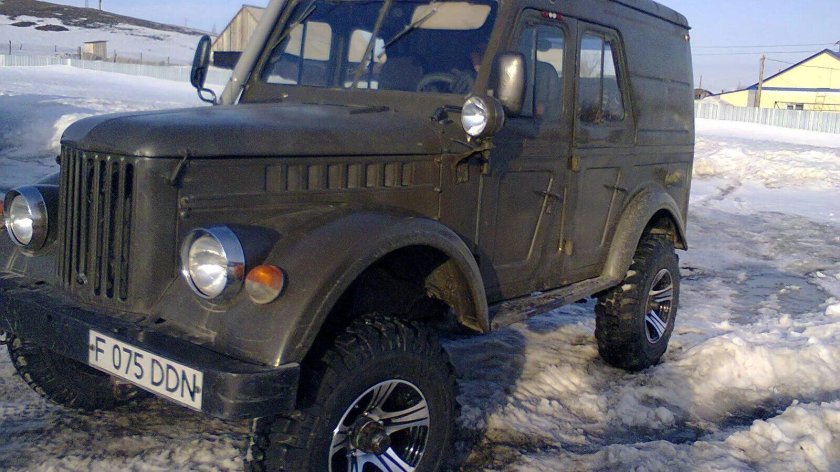 ГАЗ 69 хаки