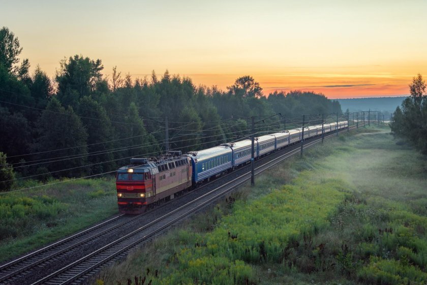 Пассажирские поезда