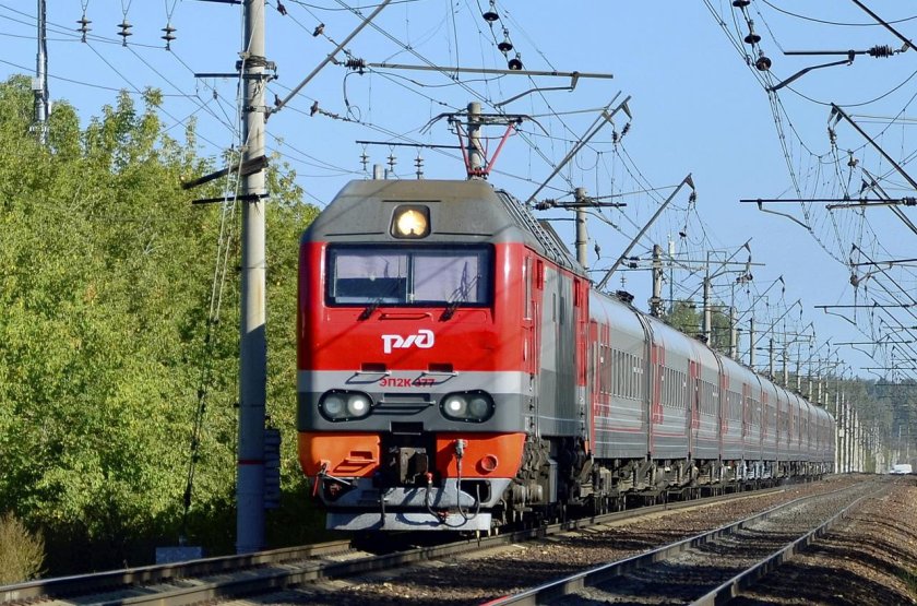 Электровоз локомотив эп2к