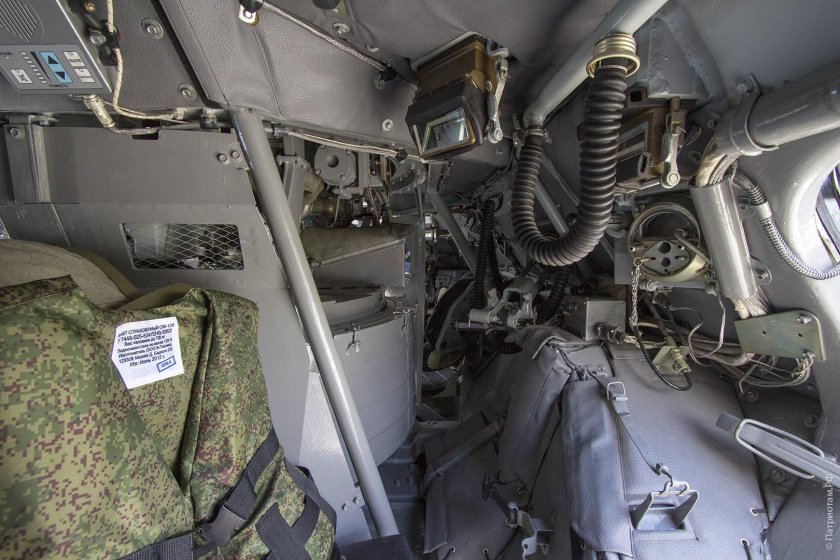 Кабина БТР 80